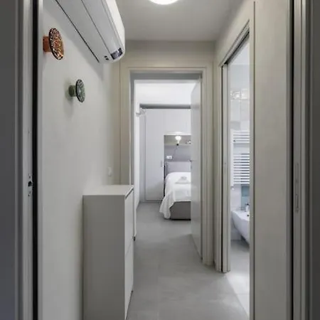 Mango - Affitti Brevi Italia Viareggio